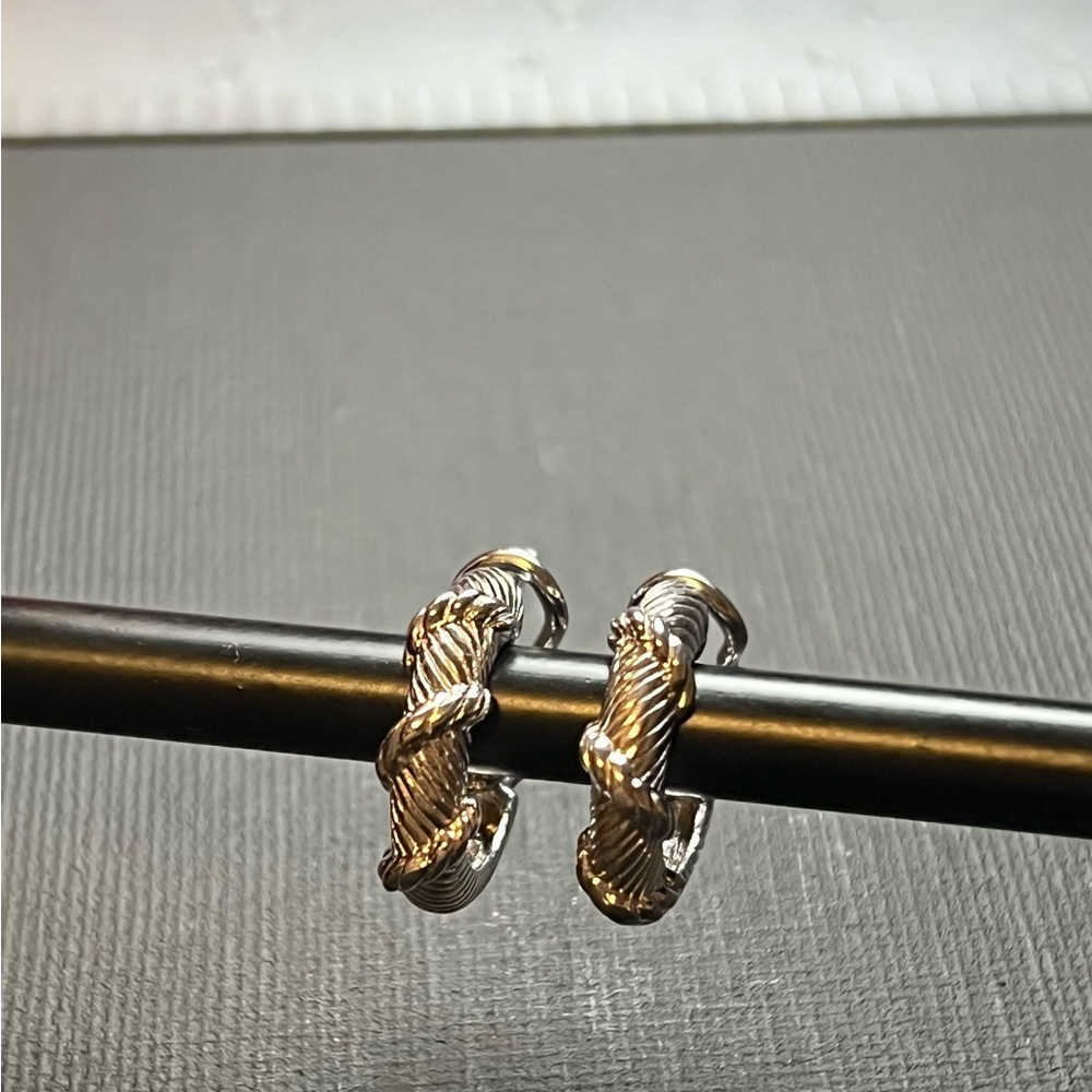 Judith Ripka Hoop Earrings Sterling Silver Textured Hoop 3/4” Bamboo Rope R9